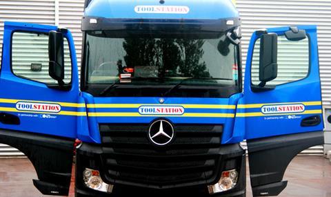 Howard Tenens Toolstation livery